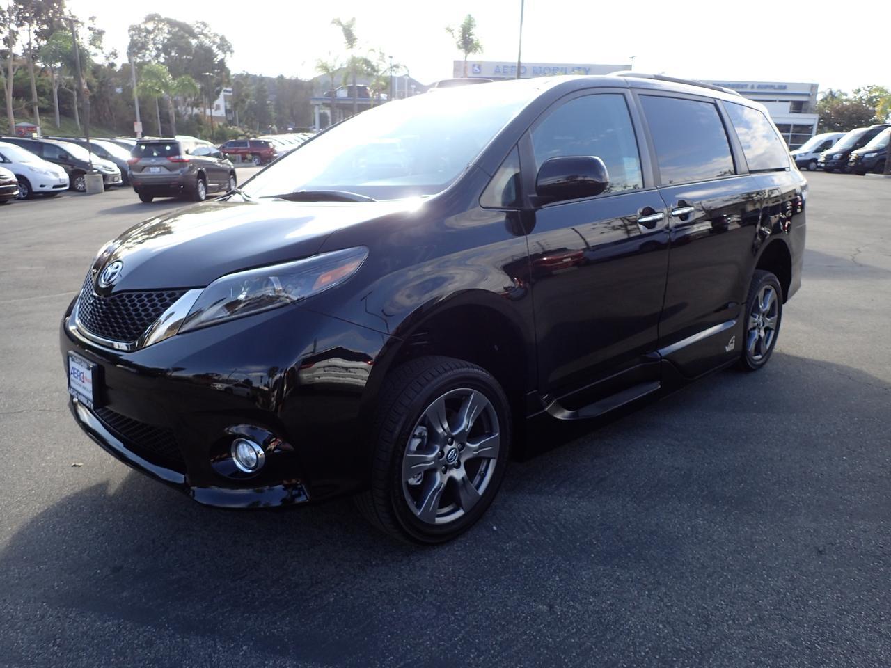 2015 Toyota Sienna SE