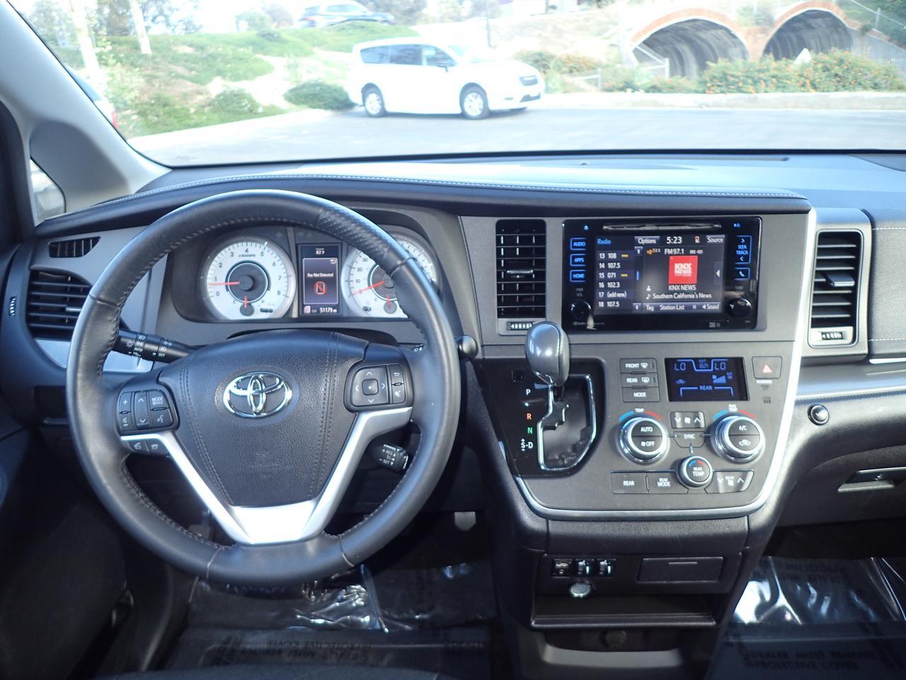 2015 Toyota Sienna SE Anaheim CA