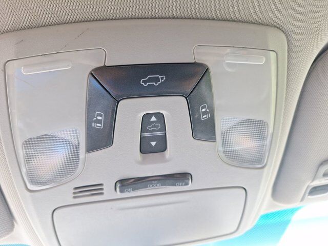2015 Toyota Sienna SE Hurst TX