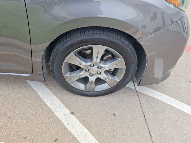 2015 Toyota Sienna SE Hurst TX