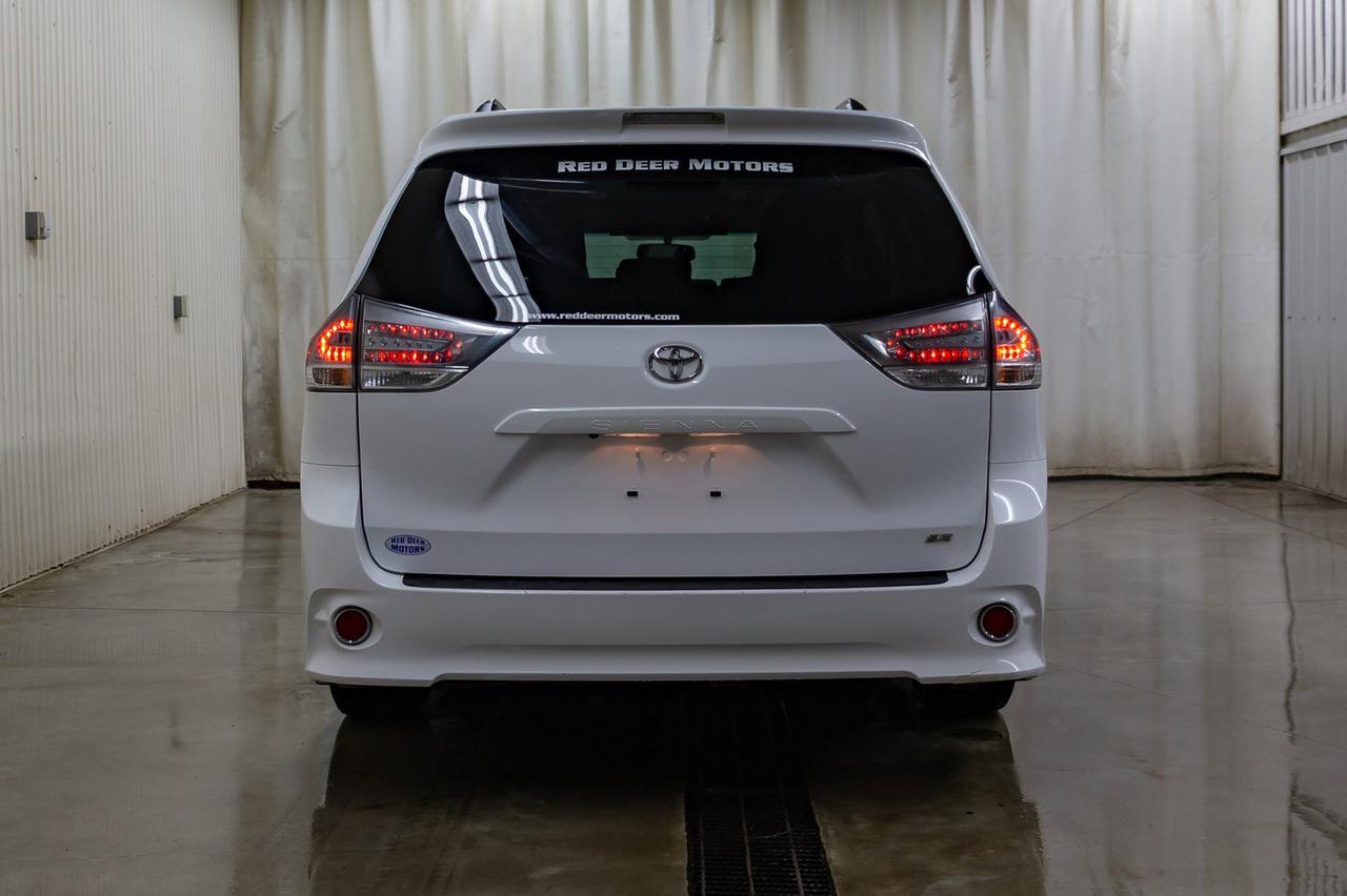 2015 Toyota Sienna SE Leather Roof Nav DVD Red Deer AB