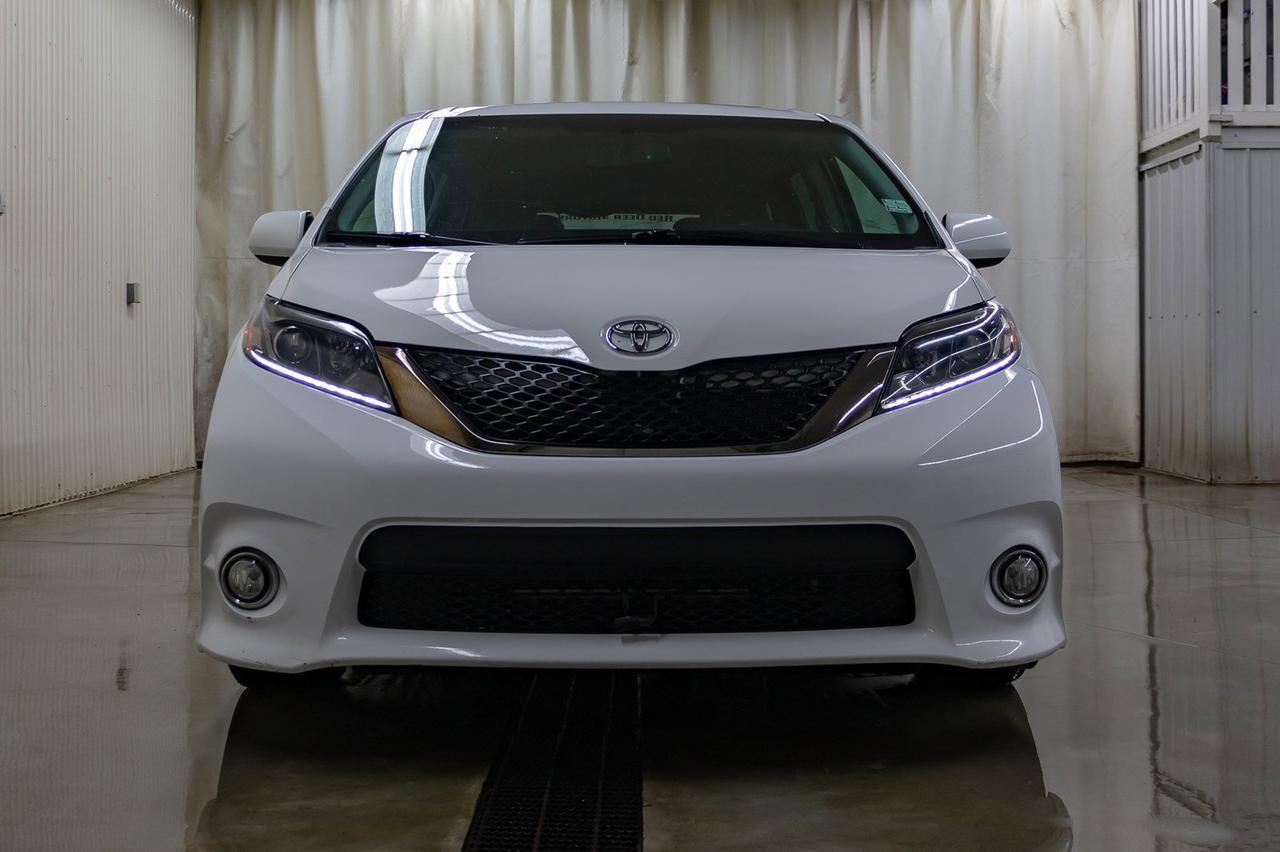 2015 Toyota Sienna SE Leather Roof Nav DVD Red Deer AB
