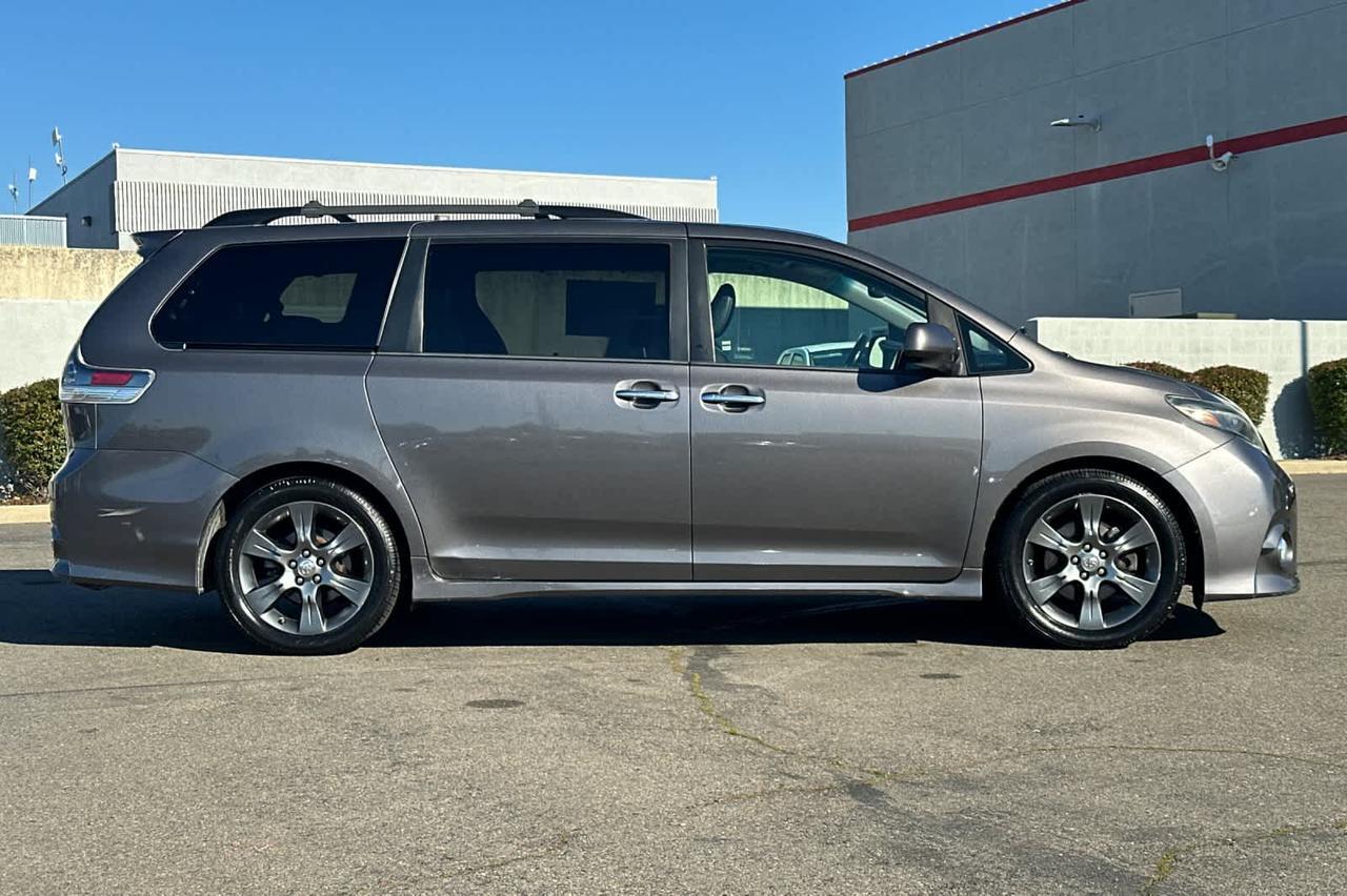 2015 Toyota Sienna SE Roseville CA