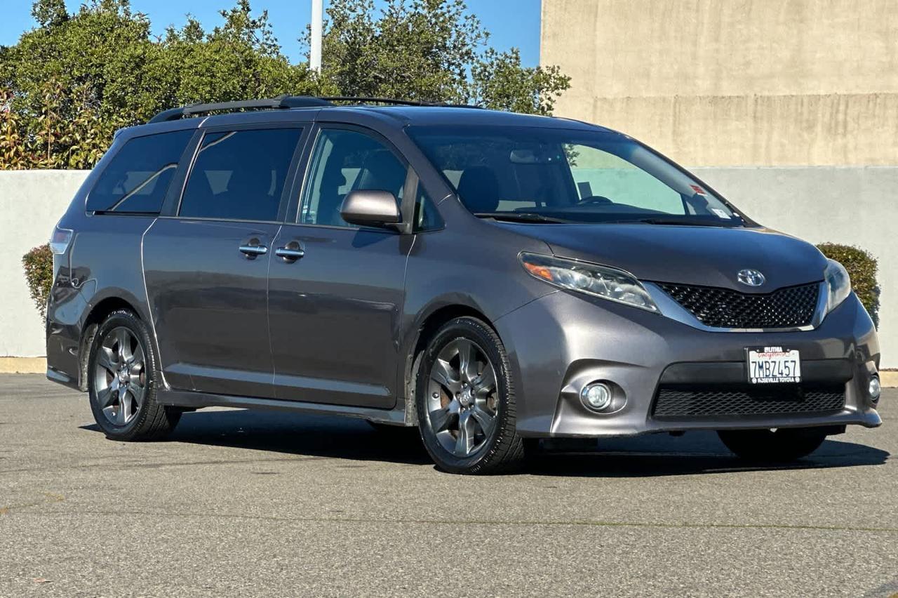2015 Toyota Sienna SE Roseville CA