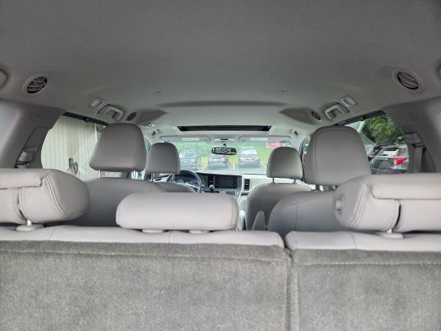 2015 Toyota Sienna XLE 7 Passenger Elgin IL
