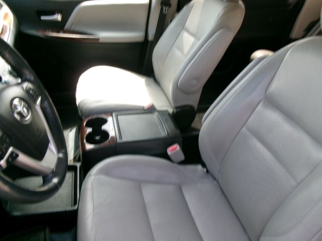 2015 Toyota Sienna XLE 8 Passenger | XLE 7 Passenger | Limited 7 Passenger | XLE Premium 8 Pas Shreveport LA