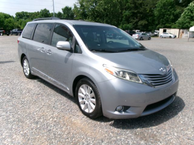 2015 Toyota Sienna XLE 8 Passenger | XLE 7 Passenger | Limited 7 Passenger | XLE Premium 8 Pas