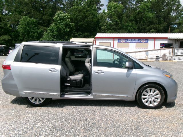 2015 Toyota Sienna XLE 8 Passenger | XLE 7 Passenger | Limited 7 Passenger | XLE Premium 8 Pas Shreveport LA