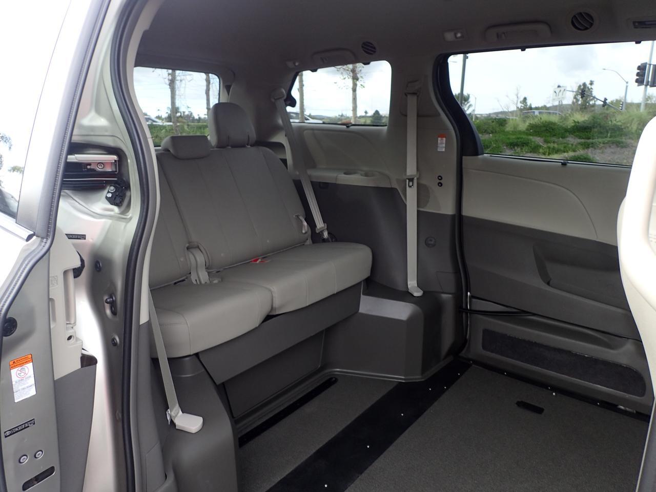 2015 Toyota Sienna XLE Anaheim CA