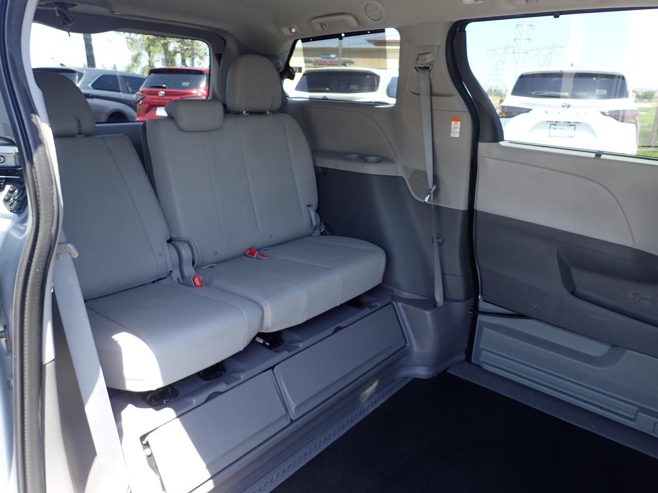 2015 Toyota Sienna XLE Anaheim CA