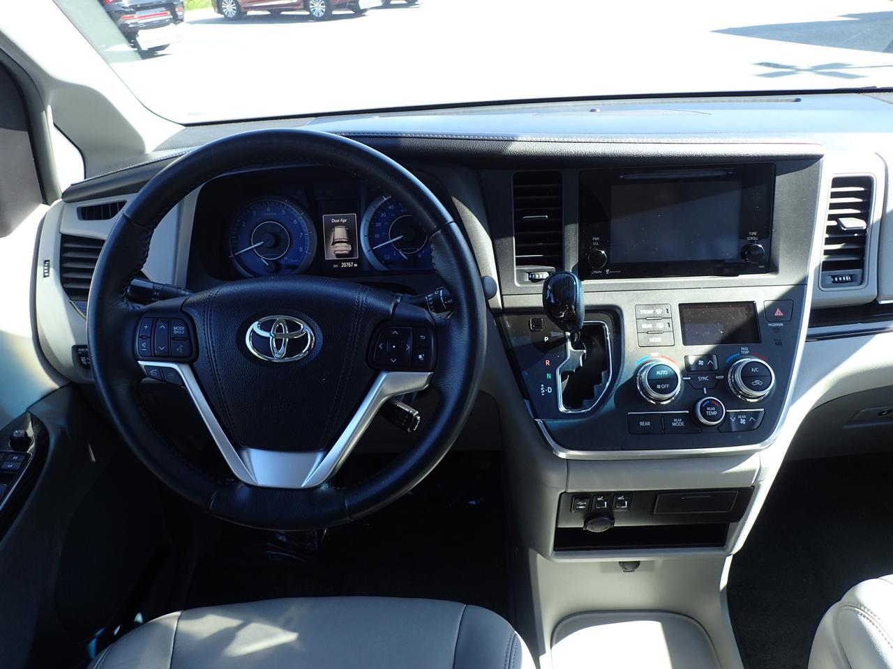2015 Toyota Sienna XLE Anaheim CA