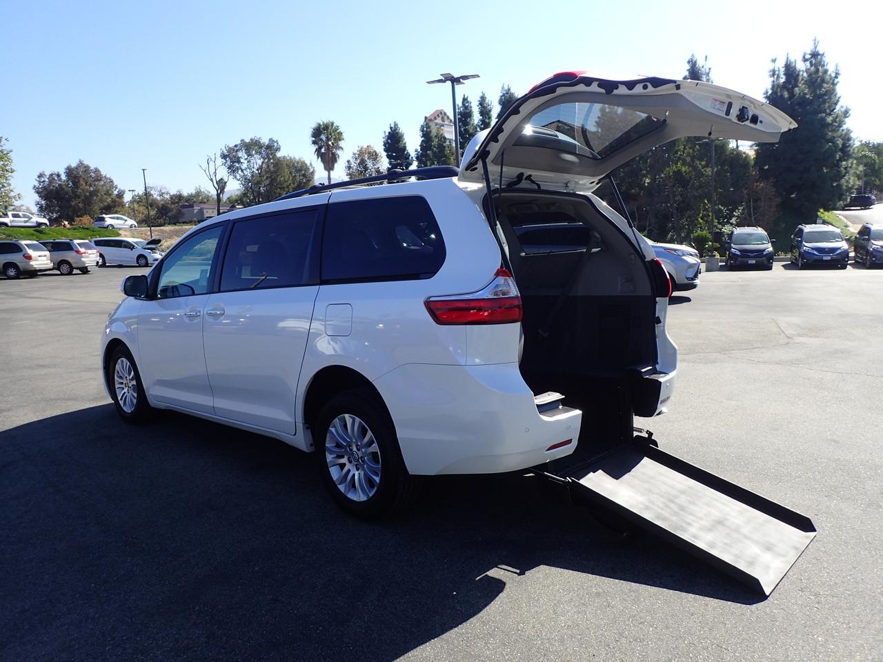2015 Toyota Sienna XLE Anaheim CA
