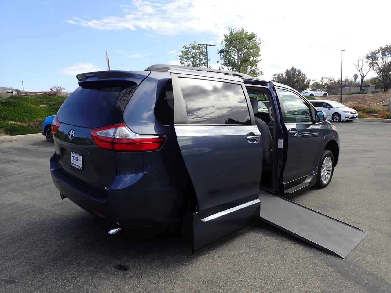 2015 Toyota Sienna XLE Anaheim CA