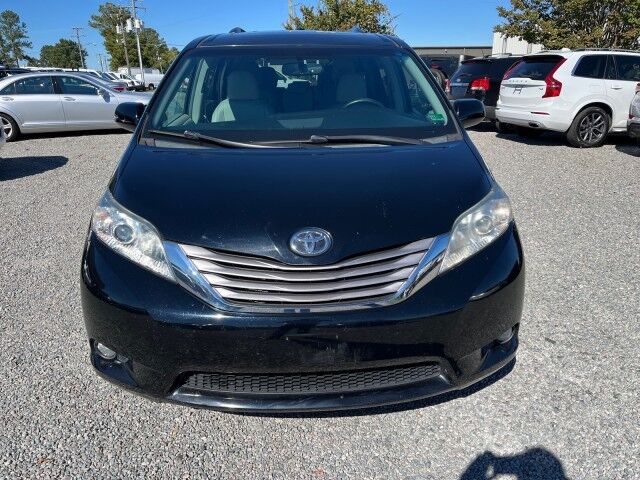 2015 Toyota Sienna XLE