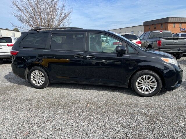 2015 Toyota Sienna XLE Ashland VA