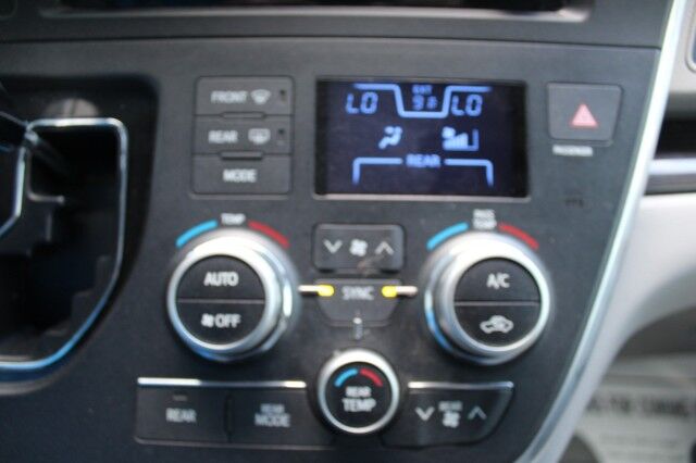 2015 Toyota Sienna XLE Melbourne FL