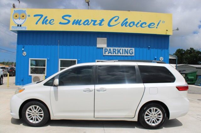 2015 Toyota Sienna XLE