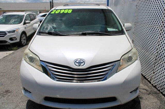 2015 Toyota Sienna XLE