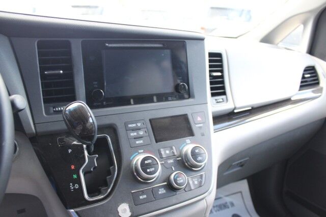 2015 Toyota Sienna XLE Melbourne FL