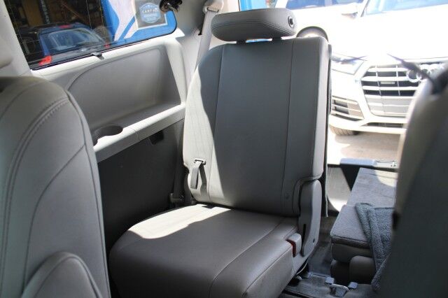 2015 Toyota Sienna XLE Melbourne FL