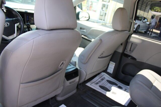 2015 Toyota Sienna XLE Melbourne FL