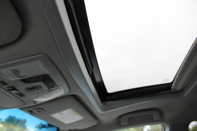 2015 Toyota Sienna XLE PREMIUM NAVI Melbourne FL