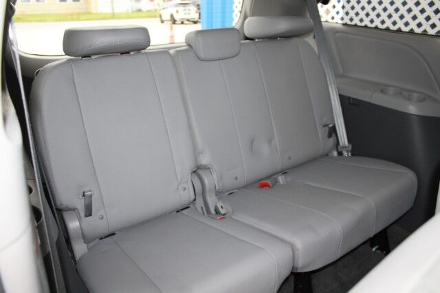 2015 Toyota Sienna XLE PREMIUM NAVI Melbourne FL