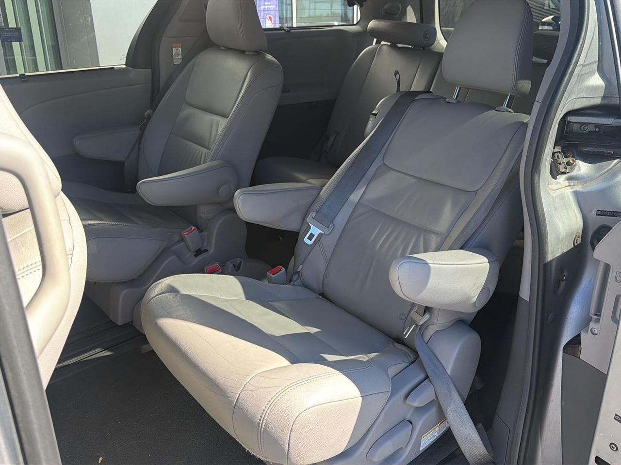 2015 Toyota Sienna XLE Premium 8-Passenger Gaithersburg MD