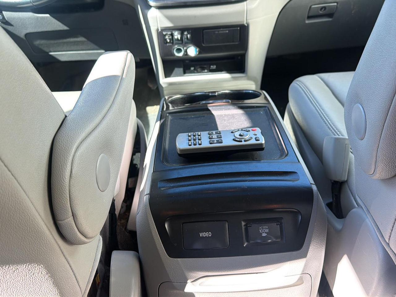 2015 Toyota Sienna XLE Premium 8-Passenger Gaithersburg MD