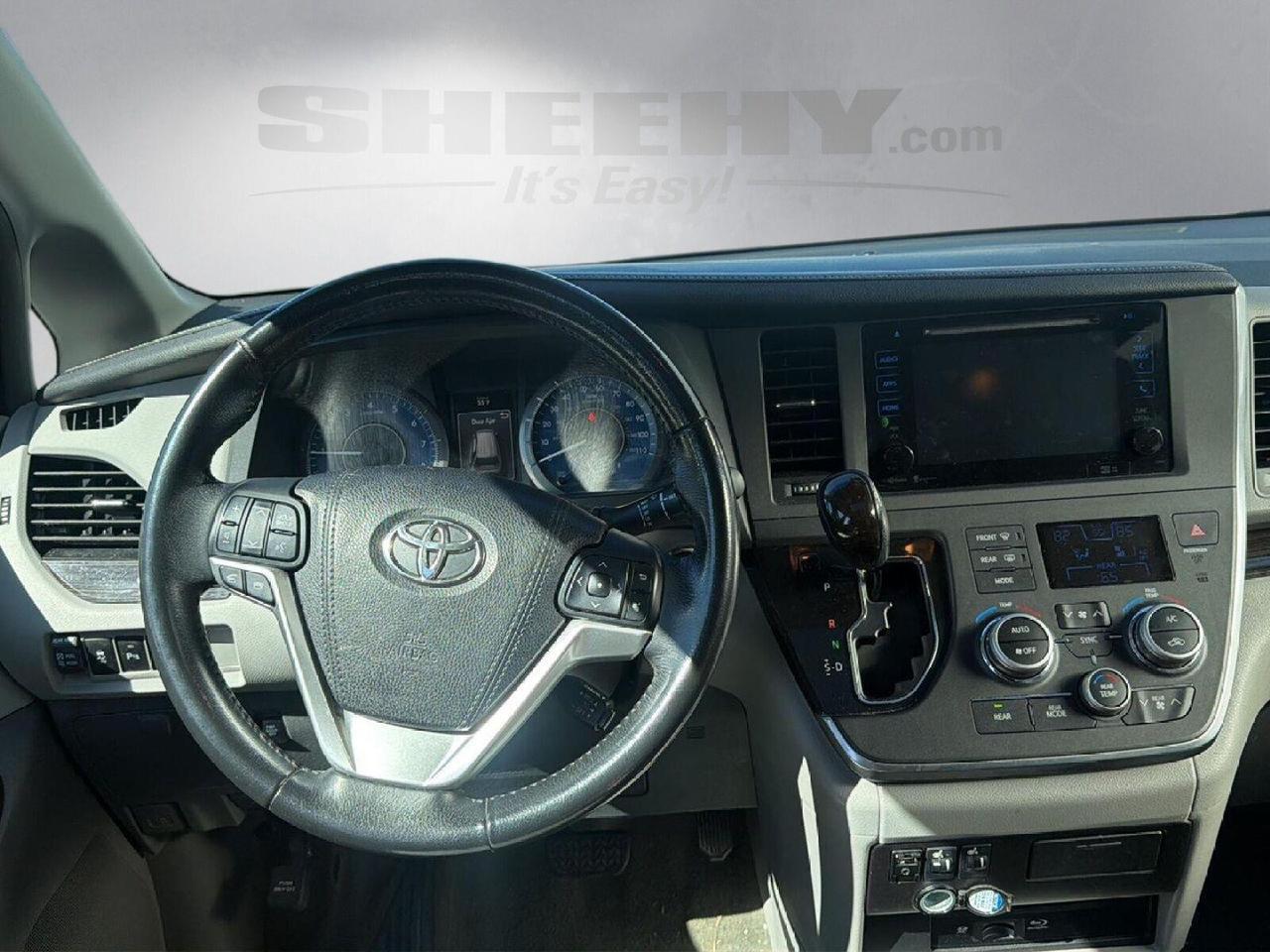 2015 Toyota Sienna XLE Premium 8-Passenger Gaithersburg MD