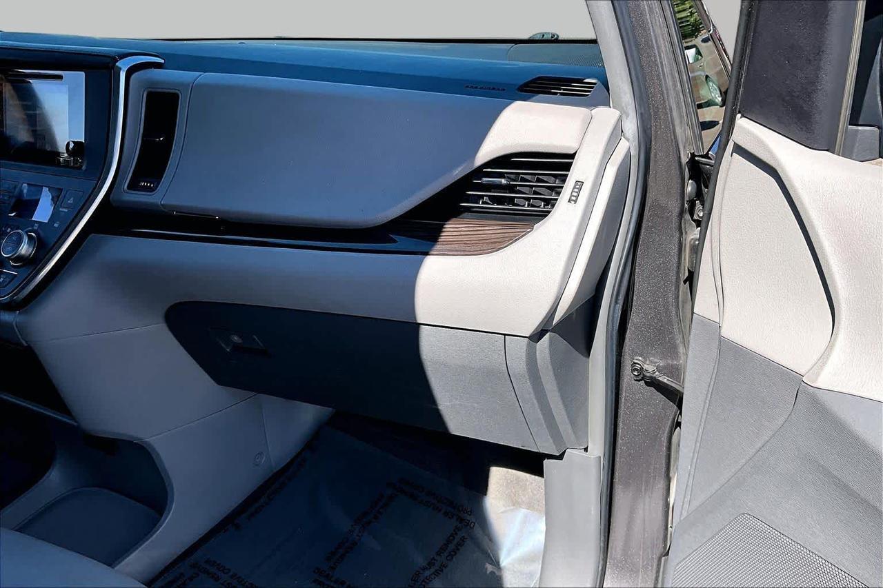2015 Toyota Sienna XLE Premium Folsom CA
