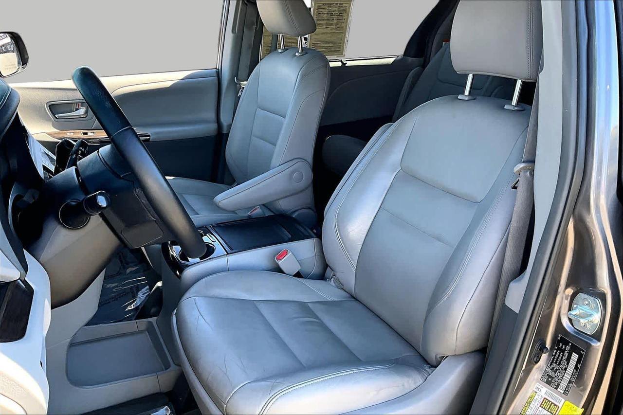 2015 Toyota Sienna XLE Premium Folsom CA