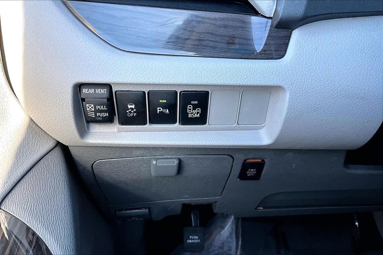 2015 Toyota Sienna XLE Premium Folsom CA