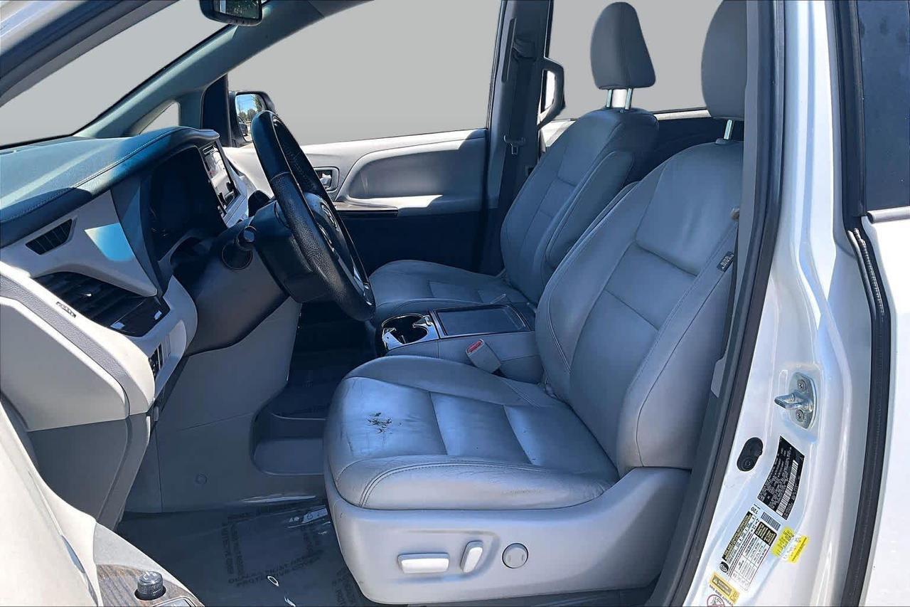 2015 Toyota Sienna XLE Premium Folsom CA