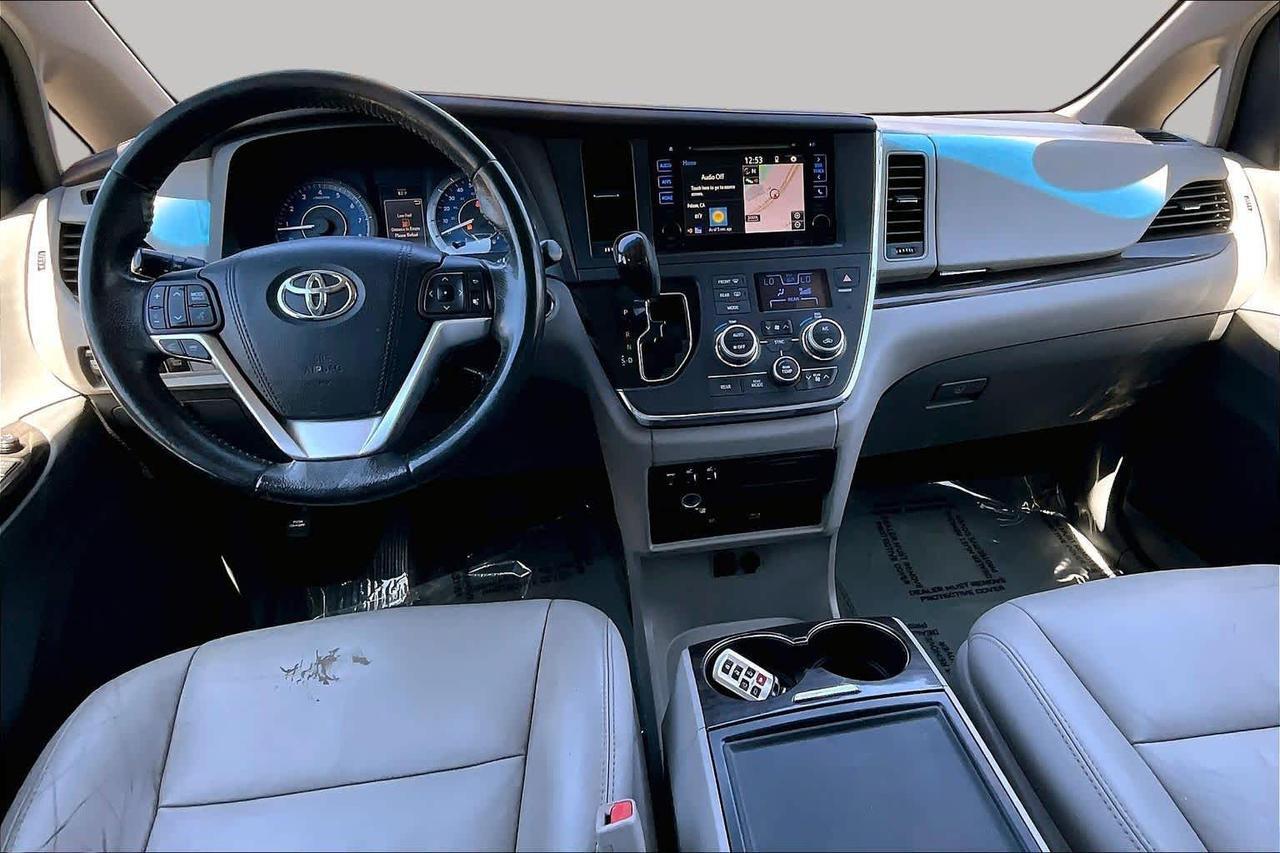 2015 Toyota Sienna XLE Premium Folsom CA