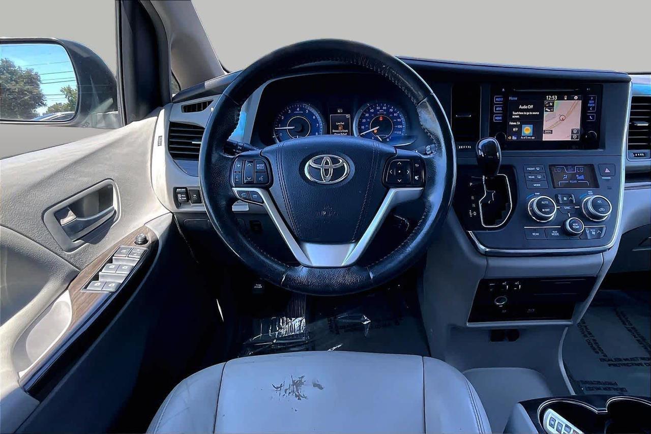 2015 Toyota Sienna XLE Premium Folsom CA