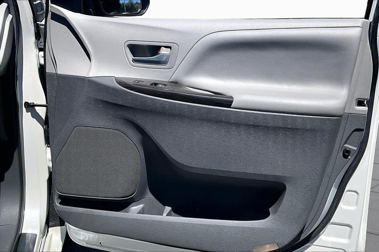 2015 Toyota Sienna XLE Premium Folsom CA