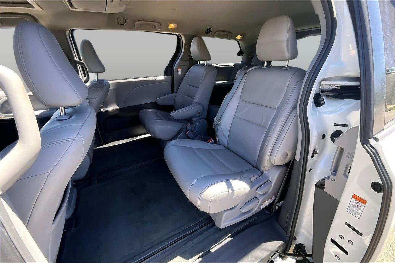 2015 Toyota Sienna XLE Premium Folsom CA