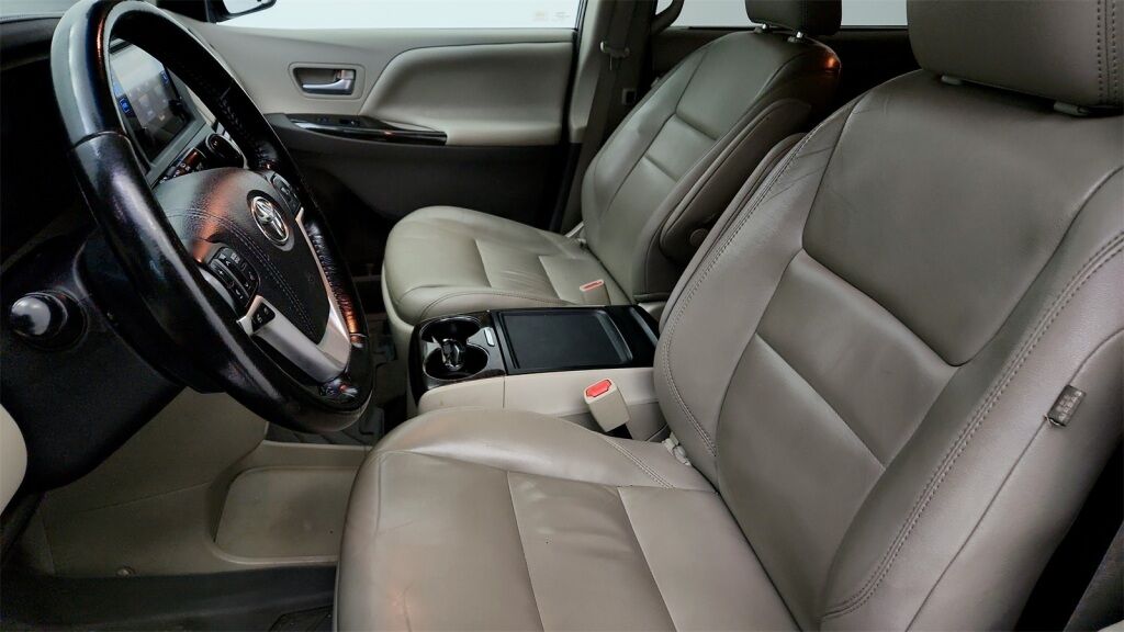 2015 Toyota Sienna XLE Premium Laurel MD