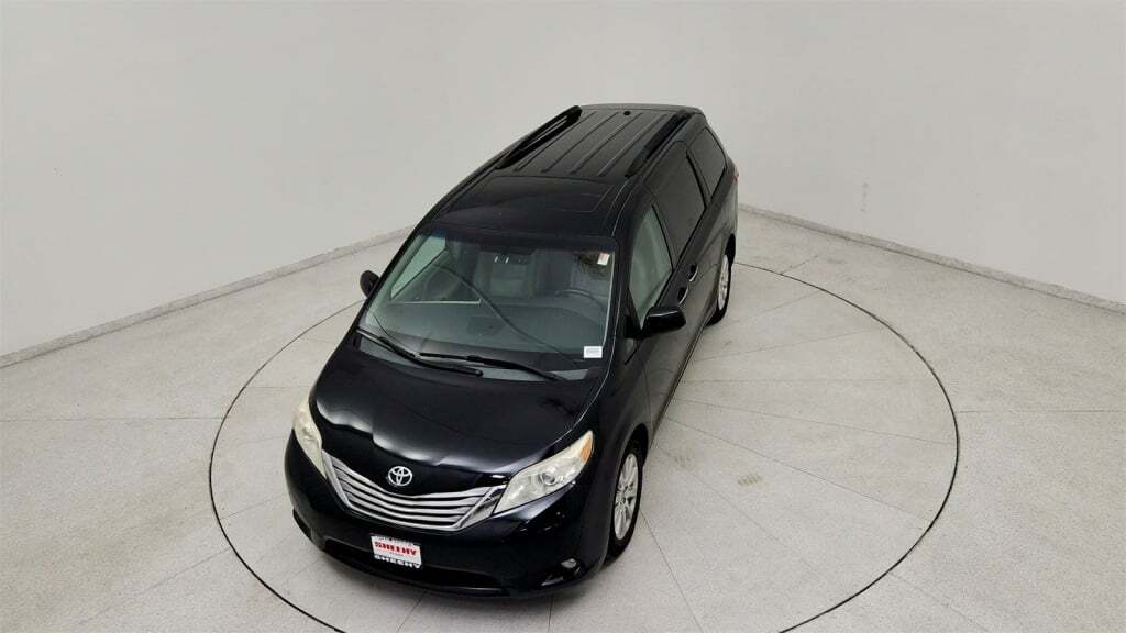 2015 Toyota Sienna XLE Premium Laurel MD