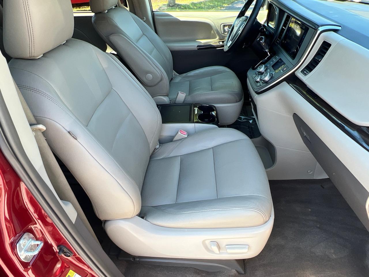 2015 Toyota Sienna XLE Premium Hagerstown MD