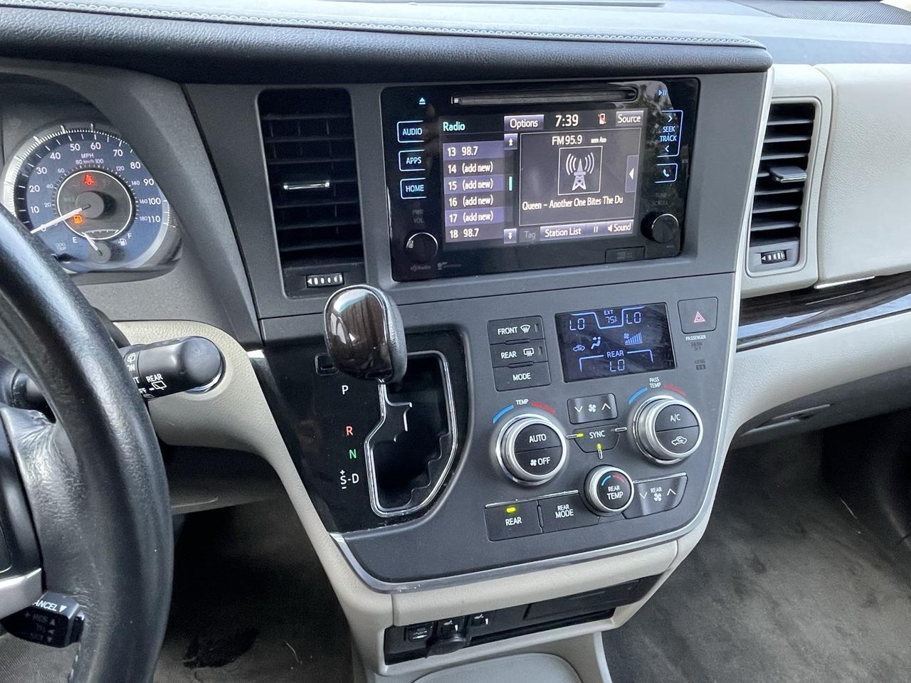 2015 Toyota Sienna XLE Premium Alexandria VA