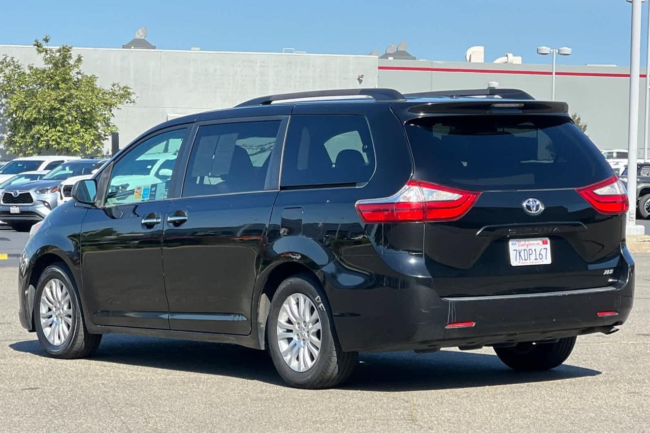 2015 Toyota Sienna XLE Roseville CA