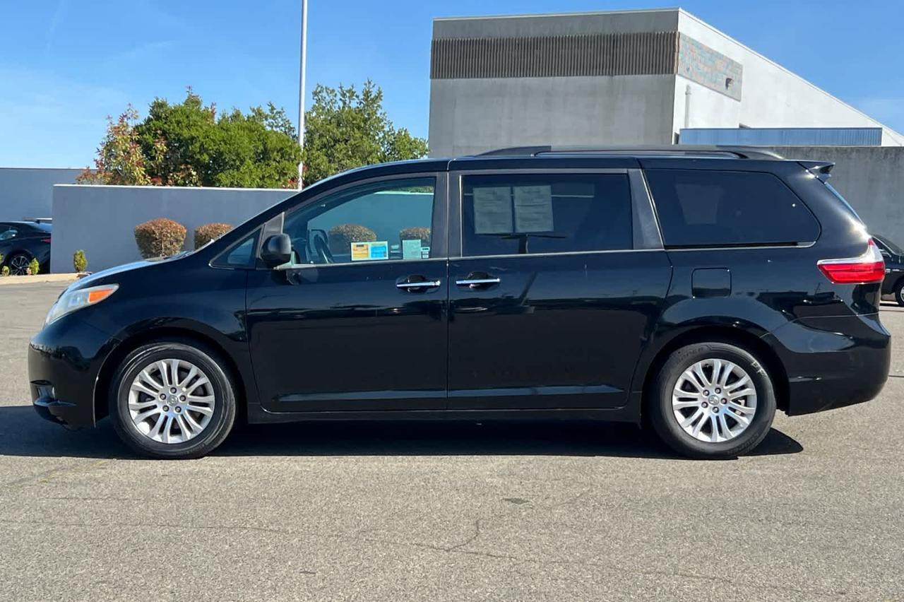 2015 Toyota Sienna XLE Roseville CA