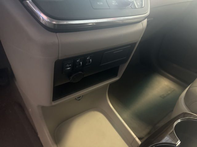 2015 Toyota Sienna XLE West Burlington IA