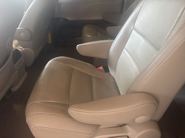 2015 Toyota Sienna XLE West Burlington IA