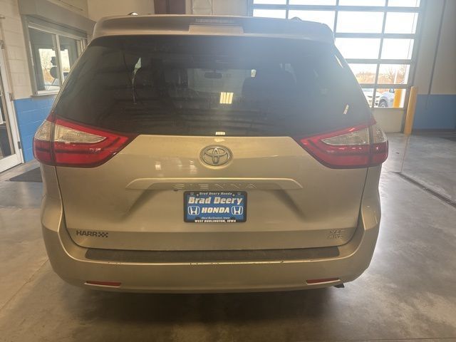 2015 Toyota Sienna XLE West Burlington IA