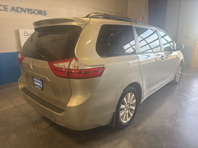 2015 Toyota Sienna XLE West Burlington IA