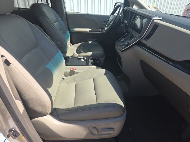 2015 Toyota Sienna XLE West Burlington IA