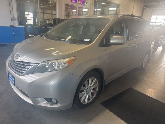 2015 Toyota Sienna XLE West Burlington IA